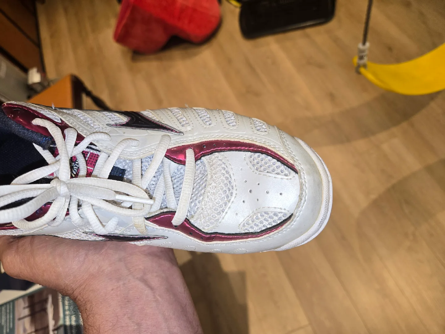 Womans Mizuno White & Pink Athletic Shoes image indicator(4)