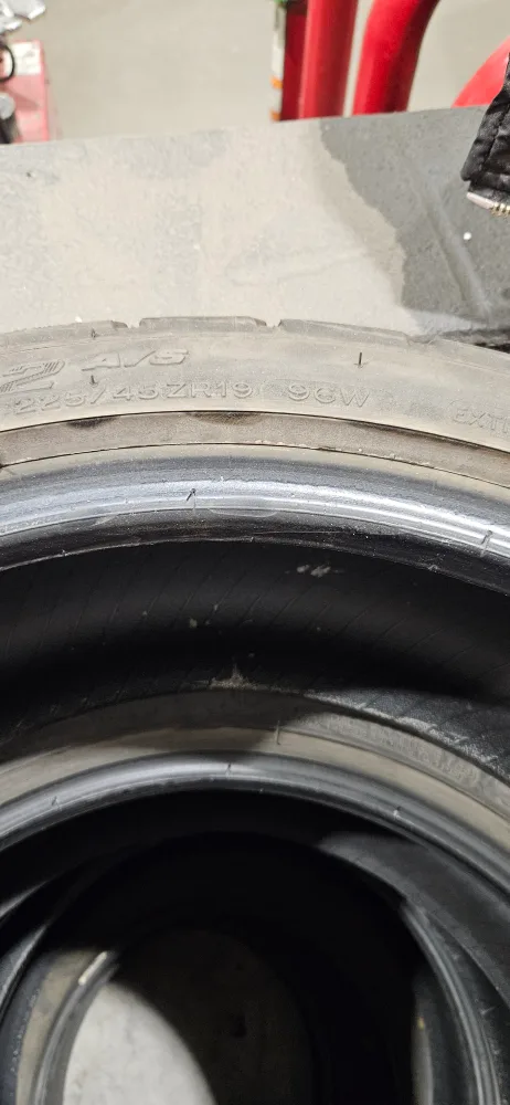 BFGoodrich g-Force Comp-2 A/S Tire image indicator(9)