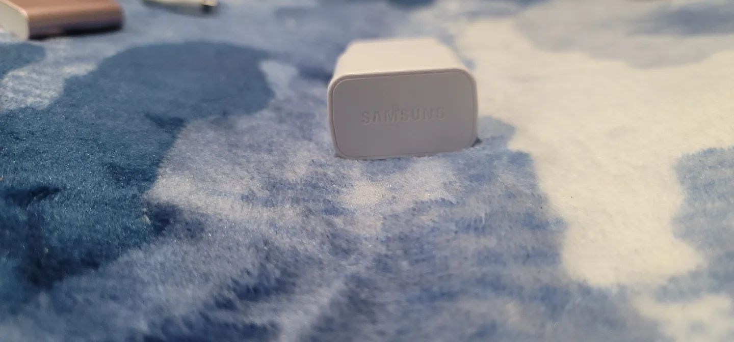 Anker & PowerXcel Car Chargers + Wall Adapters image indicator(9)