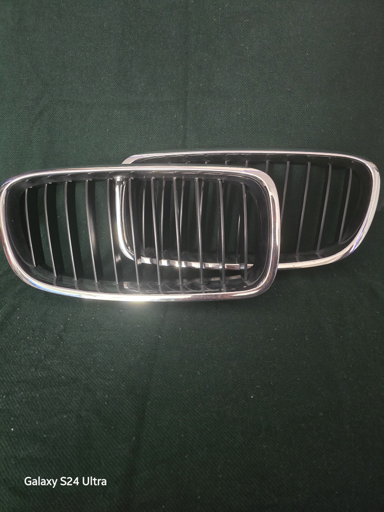 OEM 3 Series BMW Chrome Grille - photo 5
