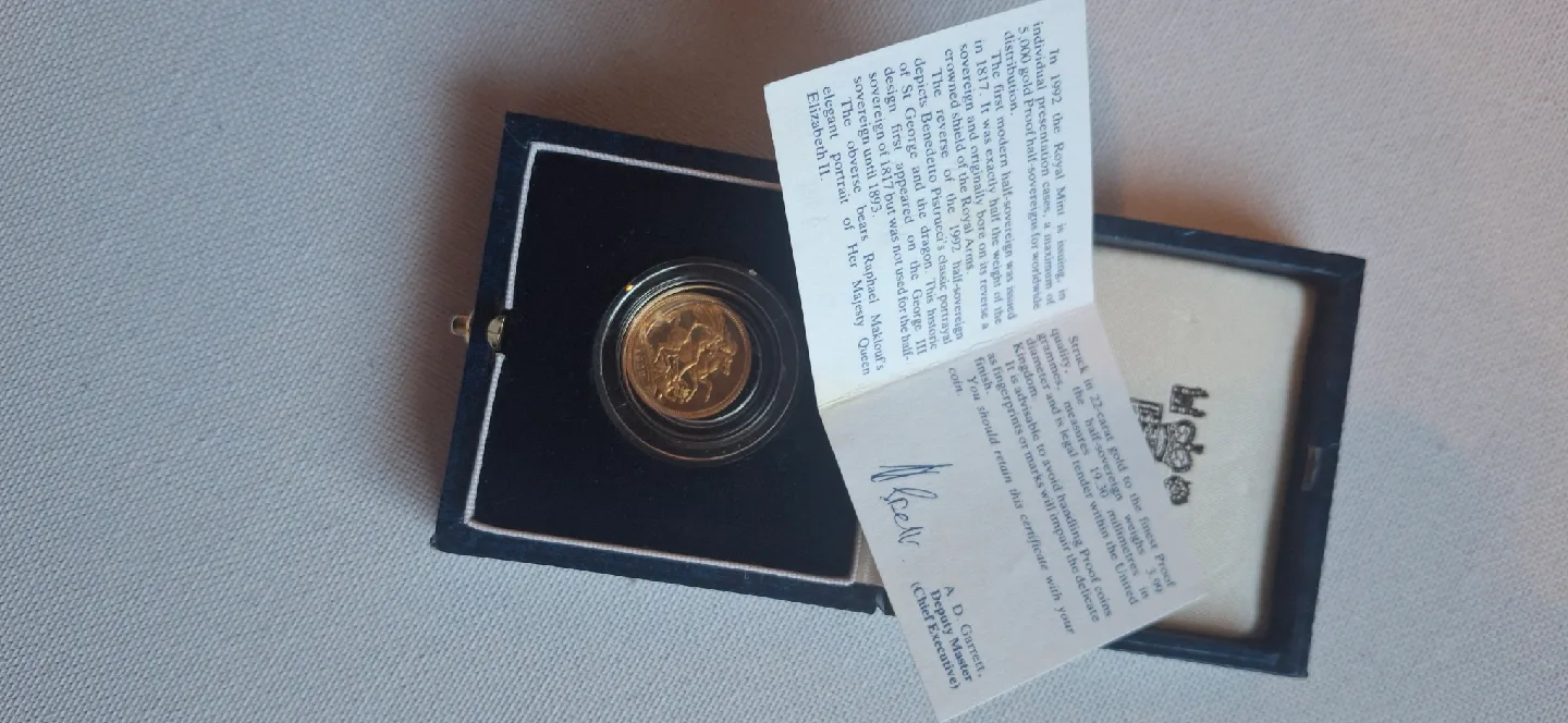 1992 Gold Proof Half-Sovereign Coin image indicator(6)