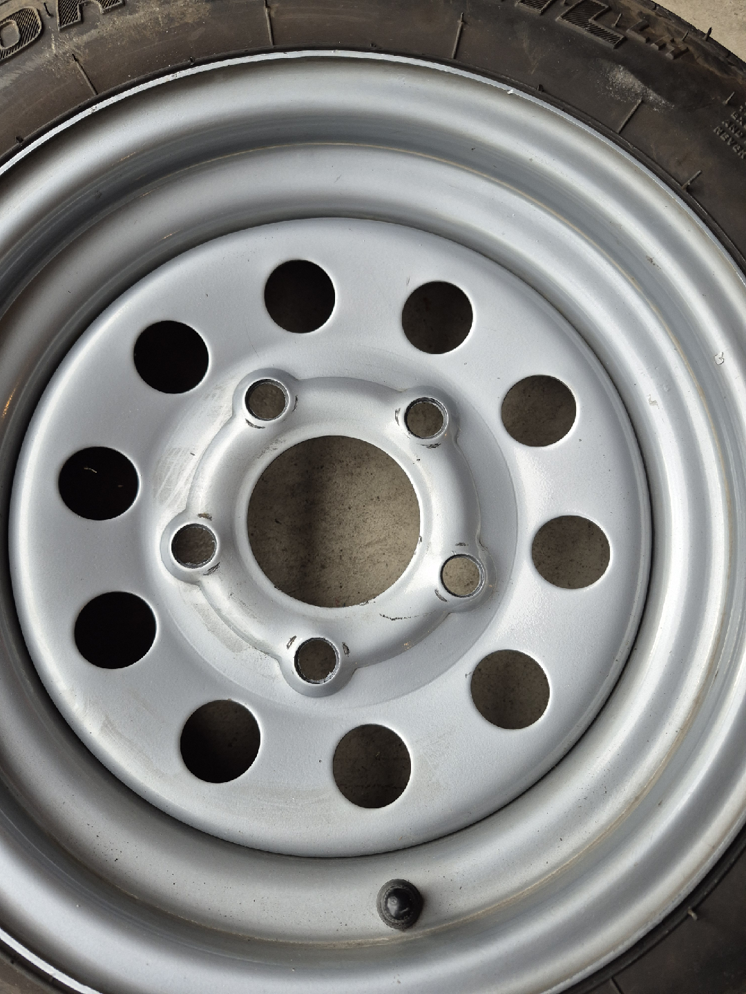 Sport Trail Trailer - Rim & Tire Set - photo 2