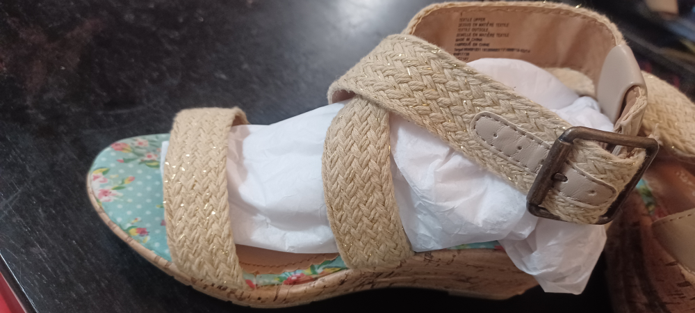 Cherokee Wedge Sandals - Size 1 - photo 4