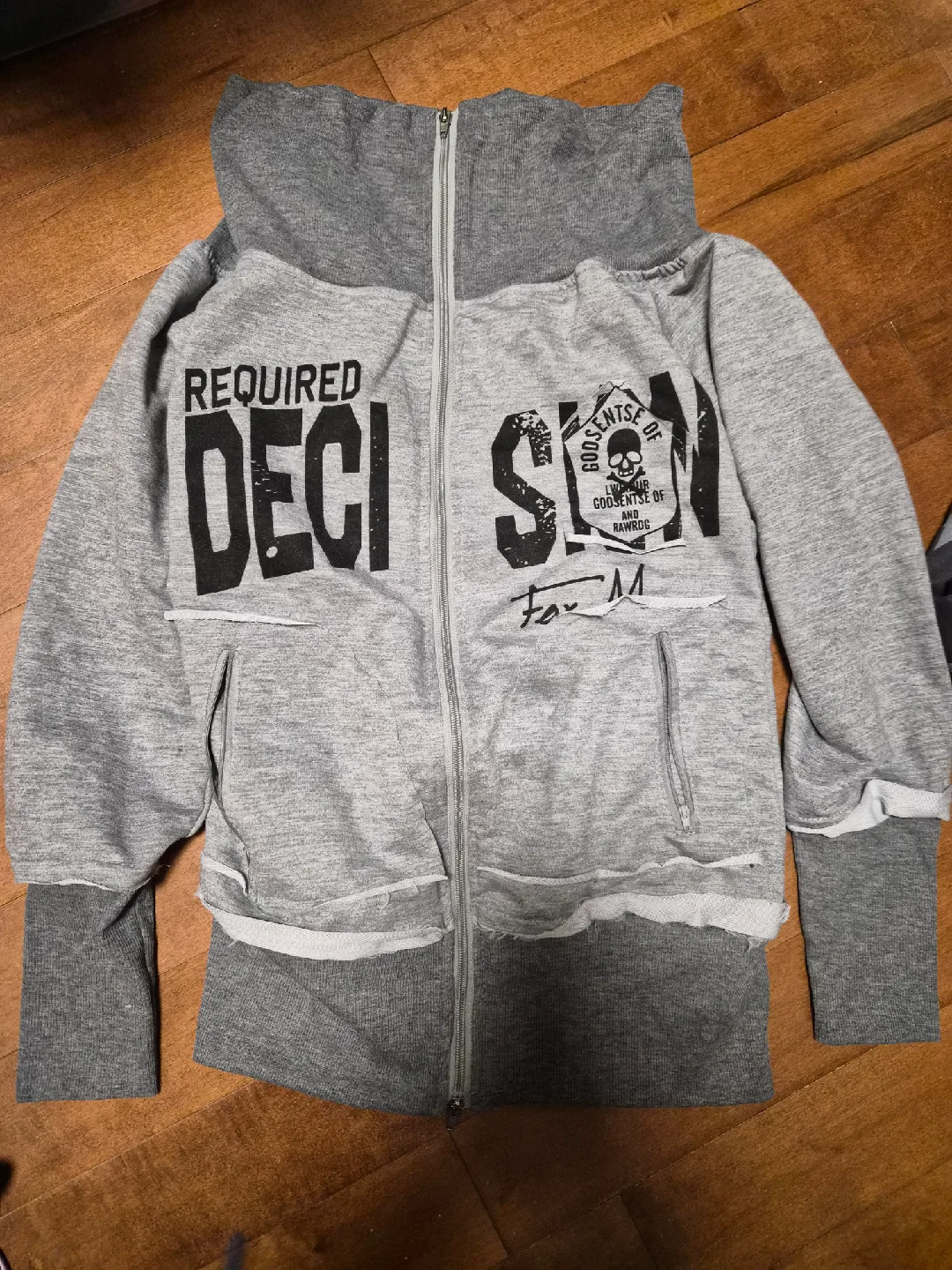 Assorted Jackets and Hoodies image indicator(9)