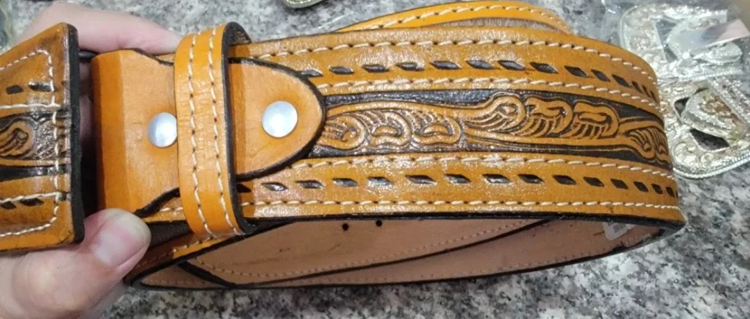 Handmade Leather Belt image indicator(2)