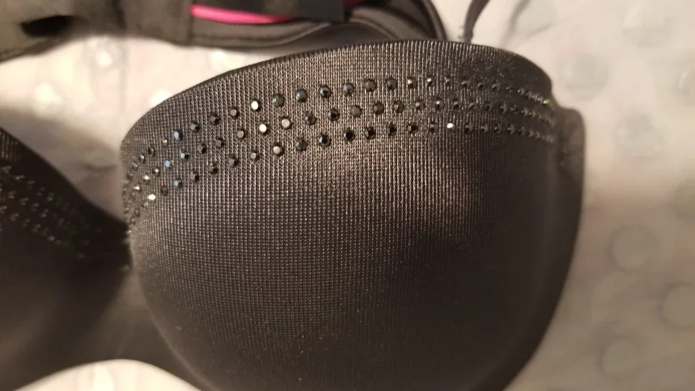 La SENZA-Body Kiss Bra and CT Sample image indicator(4)