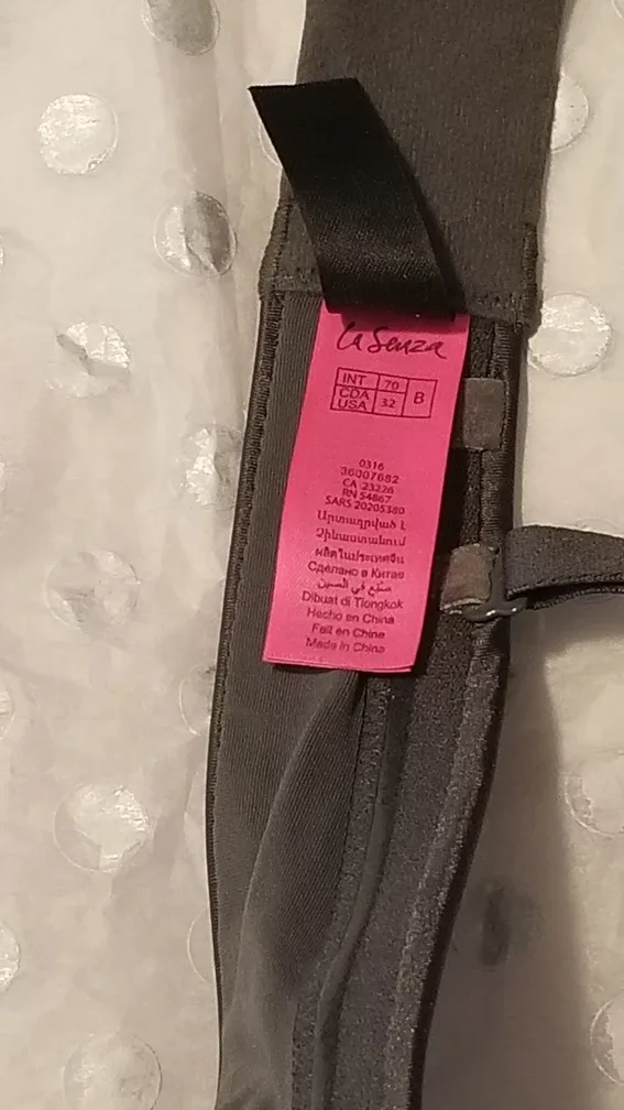 La SENZA-Body Kiss Bra and CT Sample image indicator(6)