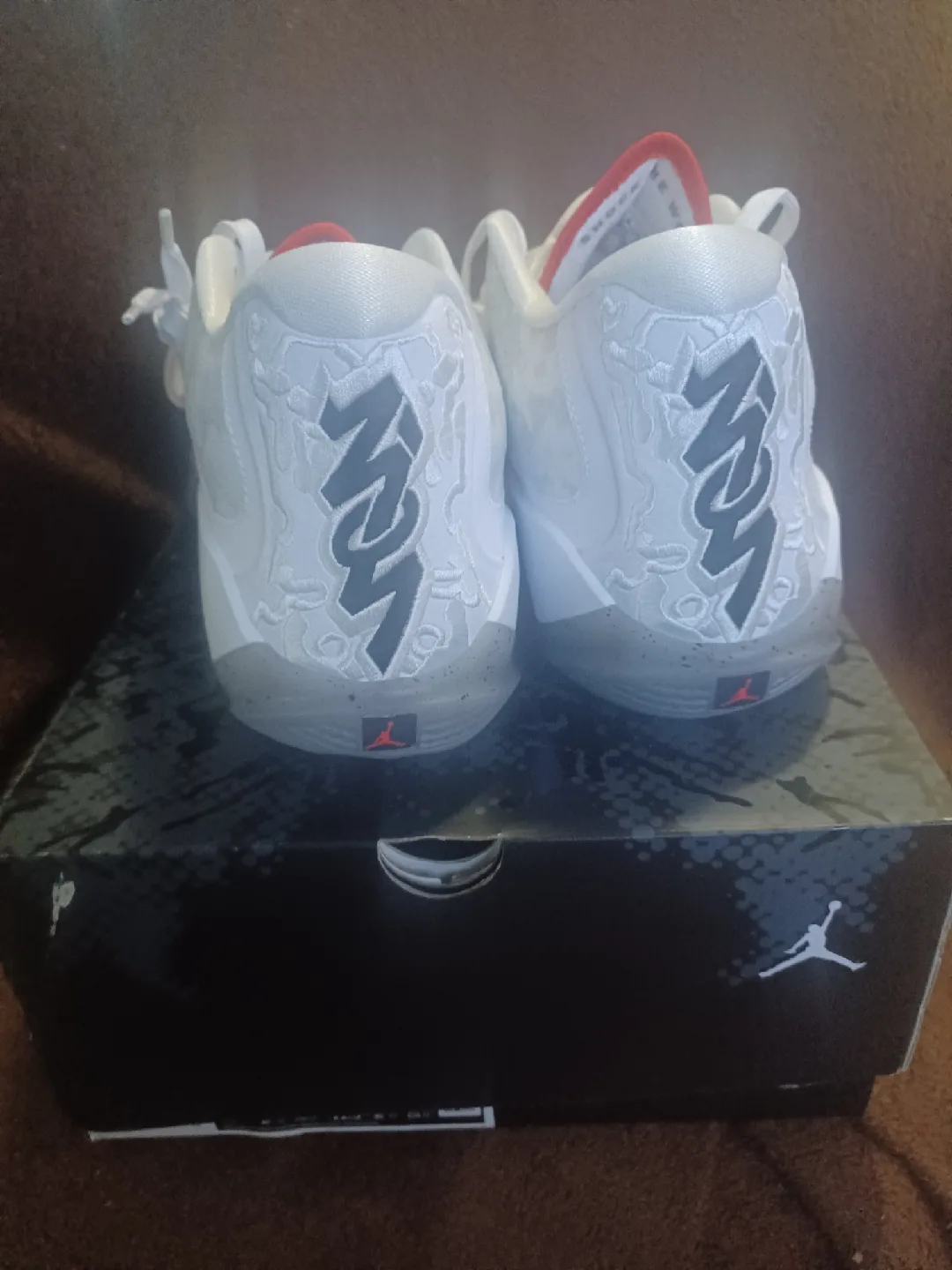 Jordan zion 3 fresh paint size 11 image indicator(3)