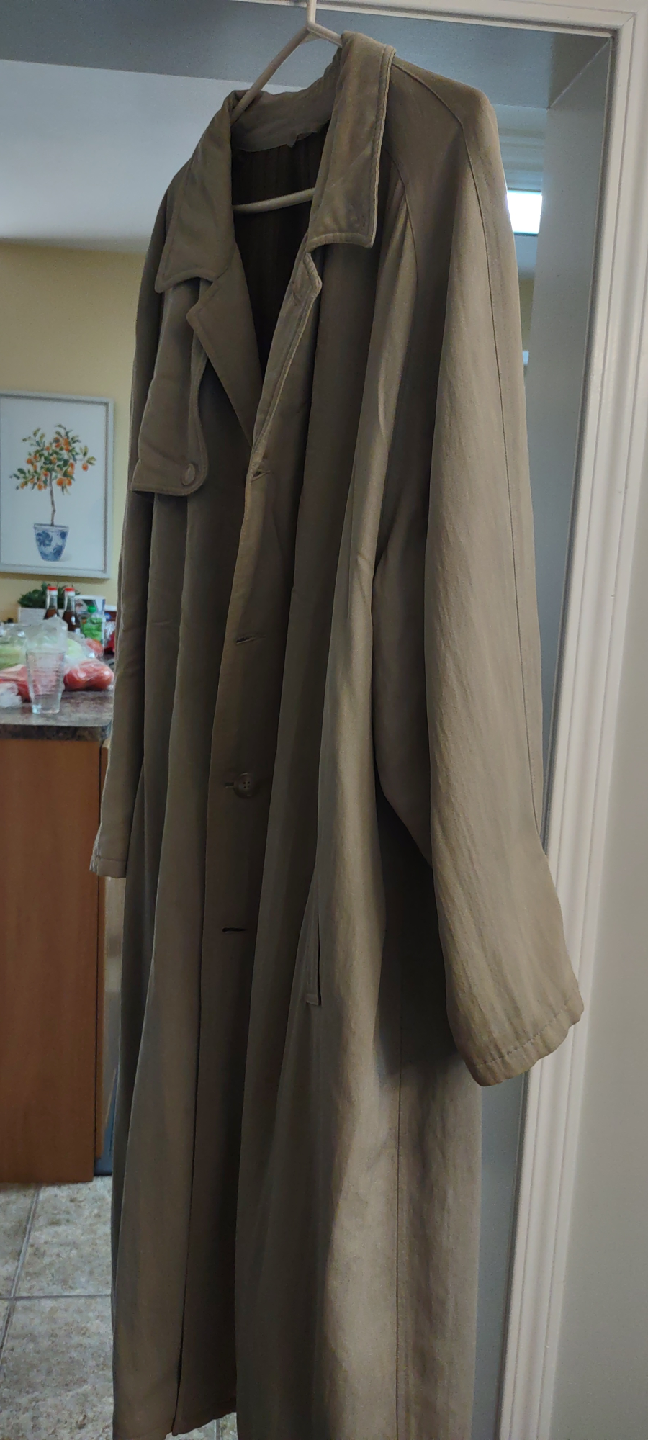 Giorgio Armani Beige Trench Coat, Size 42 - photo 2