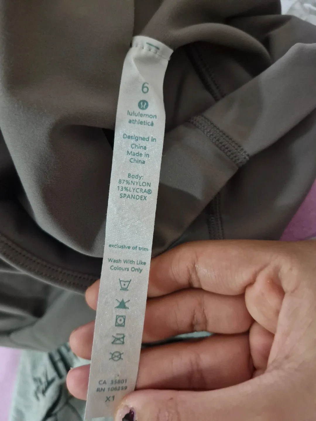 Lululemon Align Leggings - Size 6 image indicator(3)