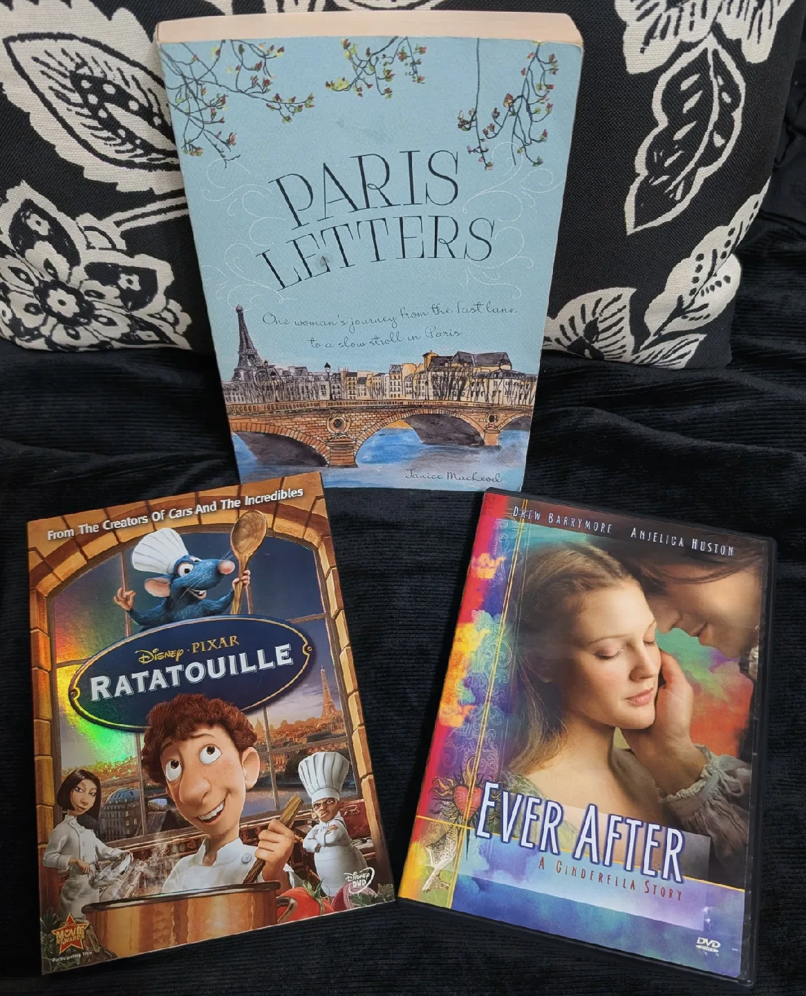 France Themed Bundle: Memoir & 2 DVDs thumbnail