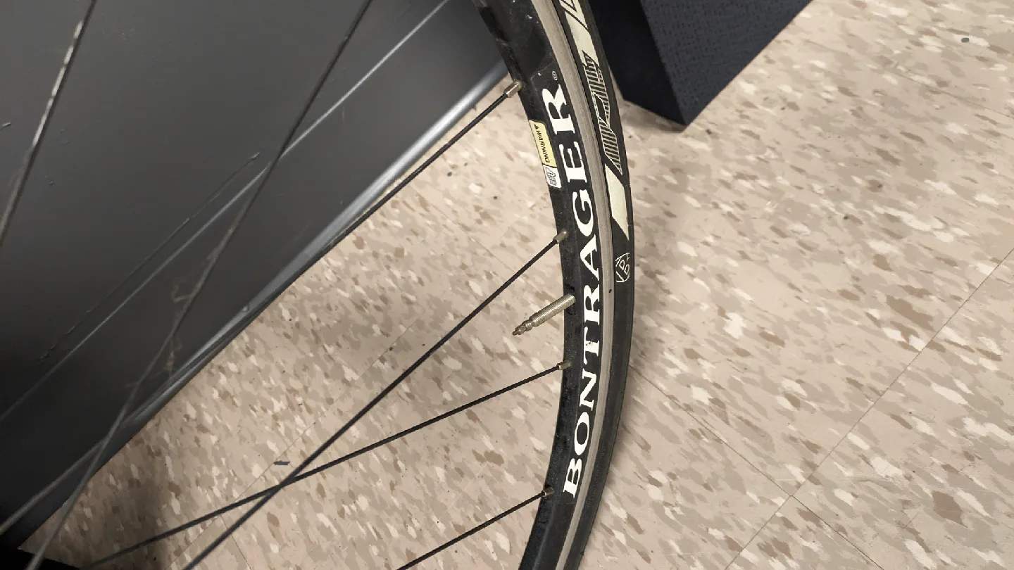 Trek Alpha 2.1 Road Bike - 58cm H2 Frame image indicator(4)