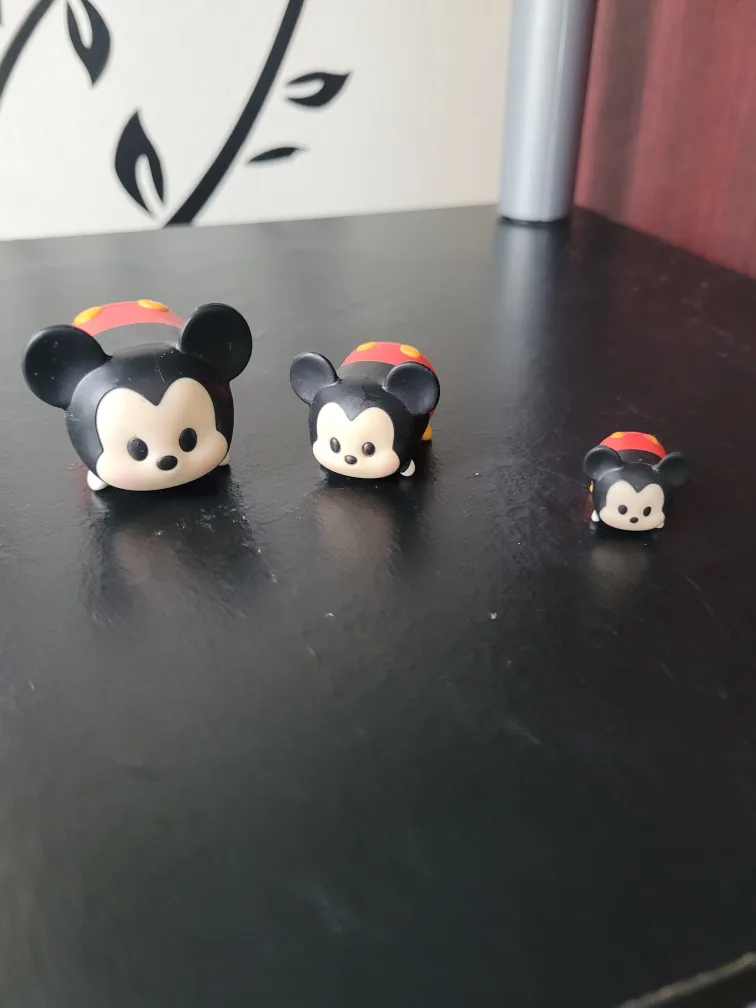 Mickey Mouse Tsum Tsum Figures - Set of 3 image indicator(3)