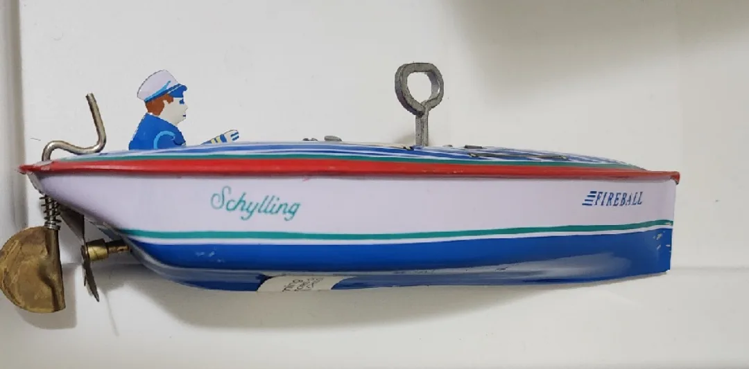 Schylling Fireball Tin Toy Boat image indicator(3)
