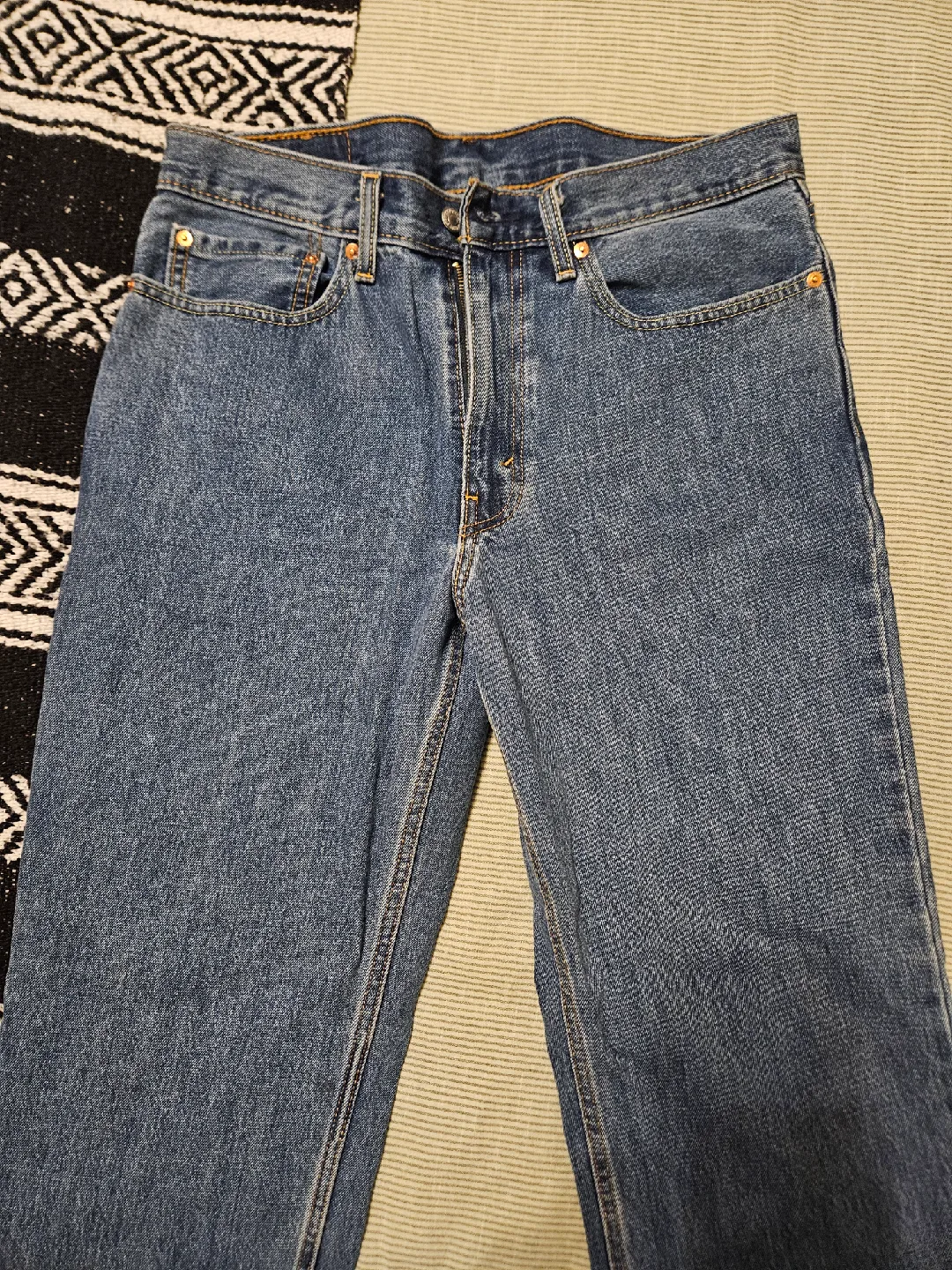 Levi's 550 Relaxed Fit jean image indicator(2)