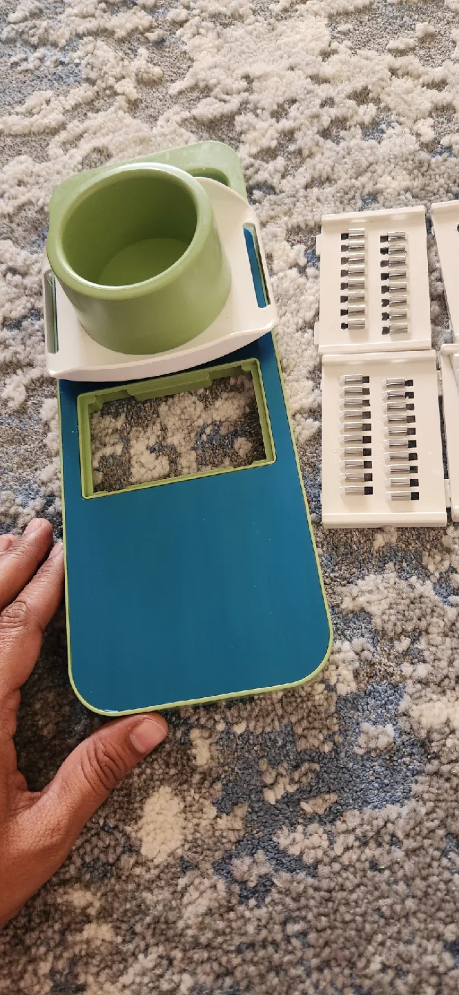 Green Vegetable Slicer - 7 Piece Set image indicator(6)