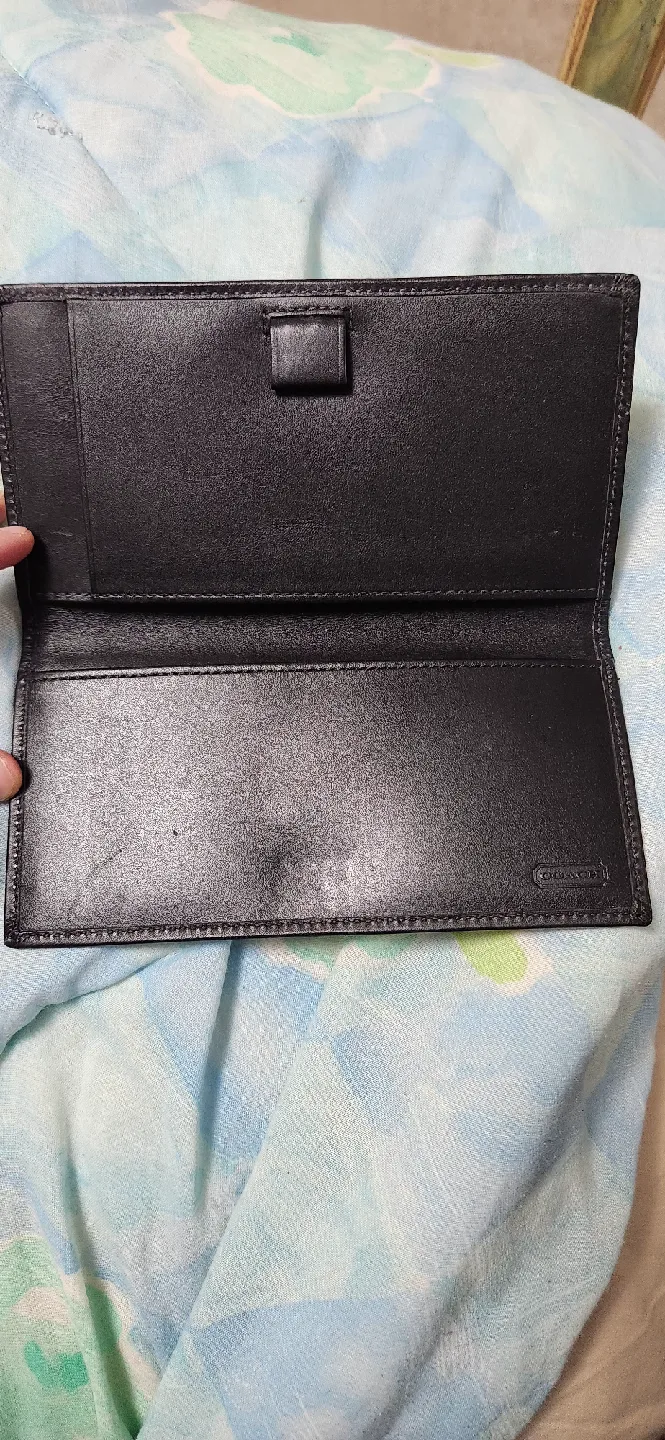 brand new Coach Black logo Checkbook Wallet image indicator(3)