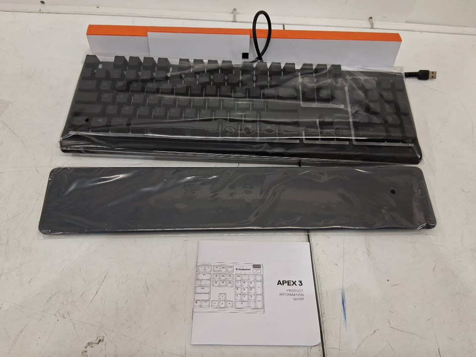 SteelSeries Apex 3 RGB Gaming Keyboard - New - photo 2