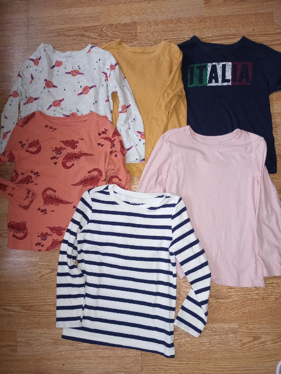 Kids Clothes Bundle - Carter's Size 5/5A image indicator(3)