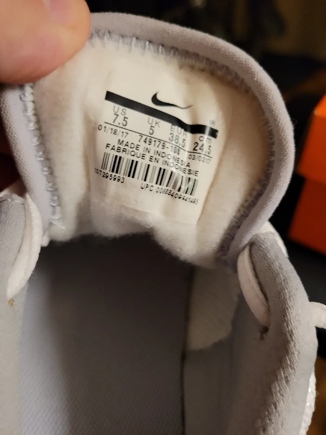 Nike Revolution 3 Women's Running Shoes - Size 7.5 image indicator(4)