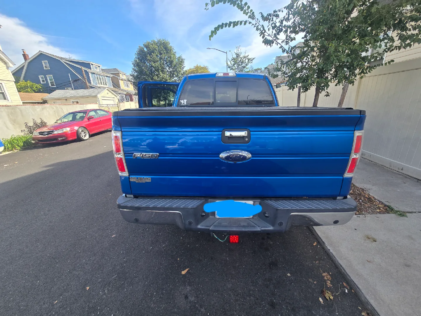 Ford F-150 Blue Truck image indicator(3)