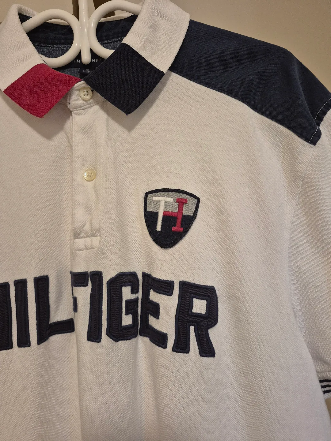 Tommy Hilfiger White Polo Shirt XL image indicator(2)