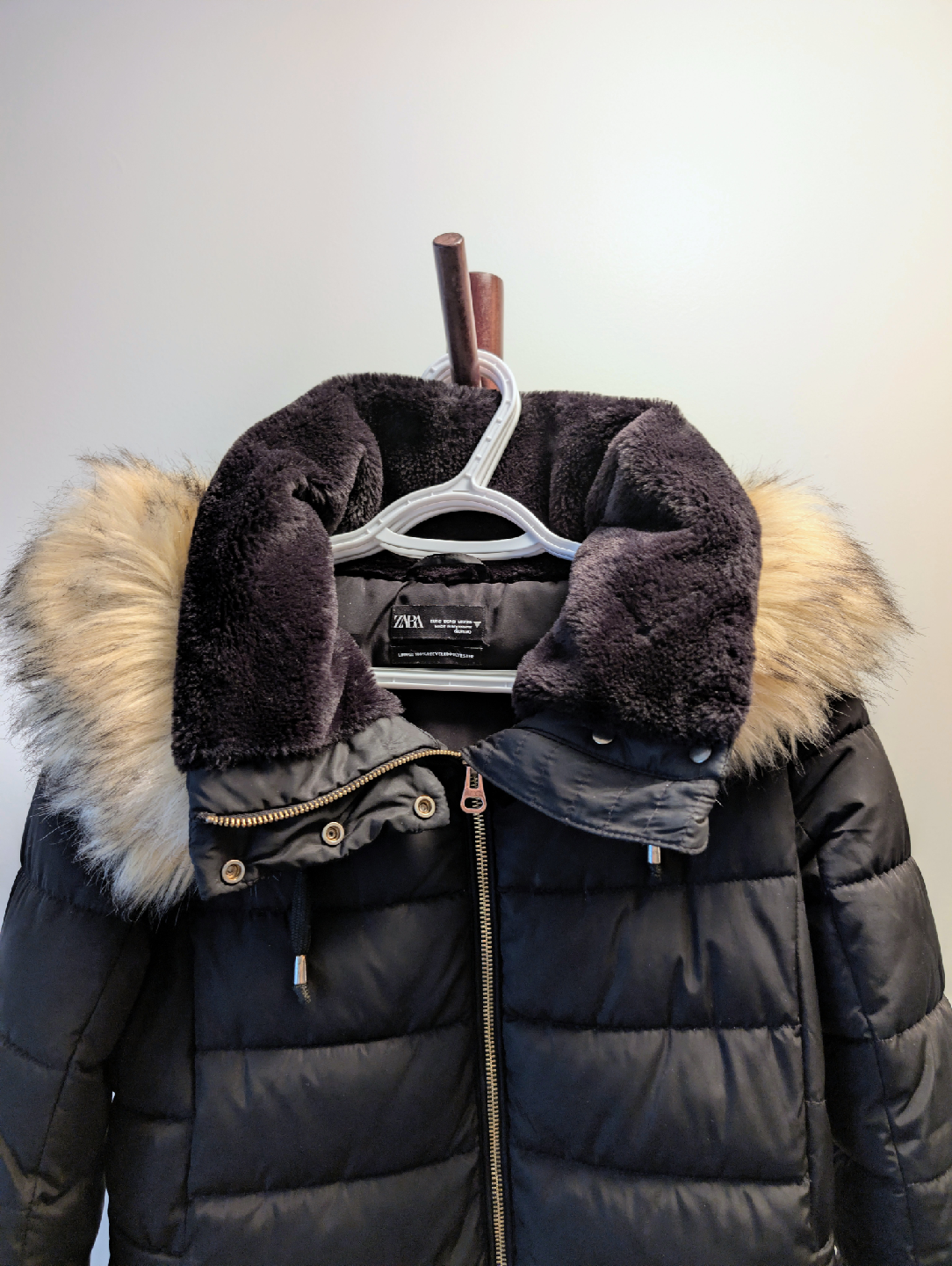 Zara Black Puffer Jacket - Size S