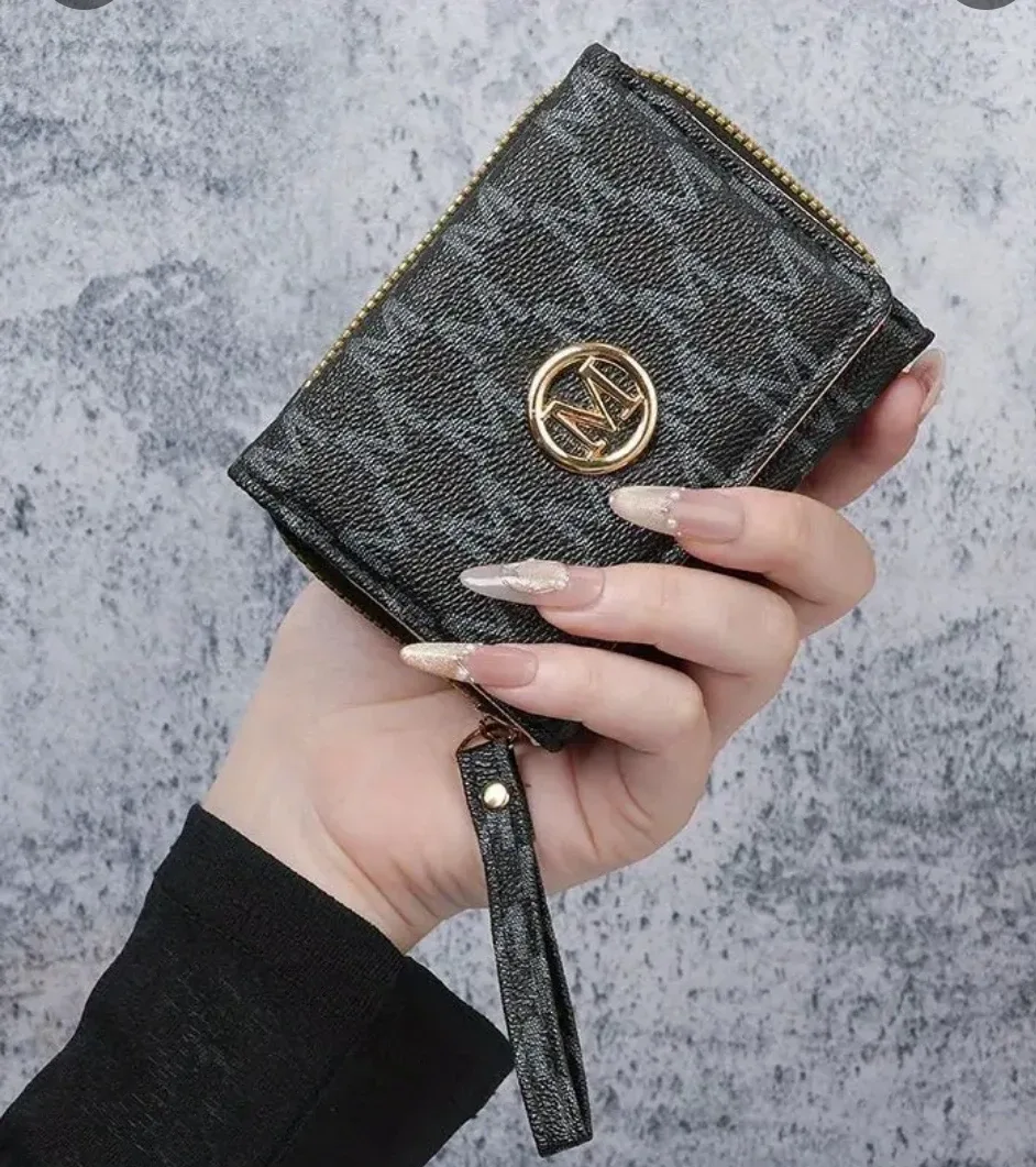 Stylish Patterned Trifold Wallet image indicator(3)