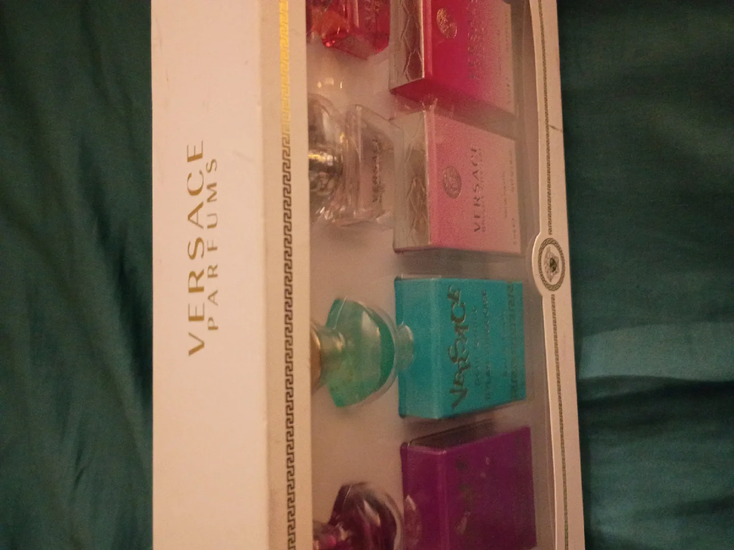 Versace Miniature Perfume Set image indicator(2)