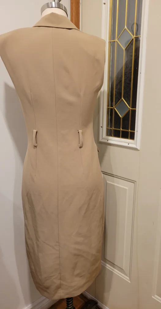 Zara xs Dress ( no belt) image indicator(6)
