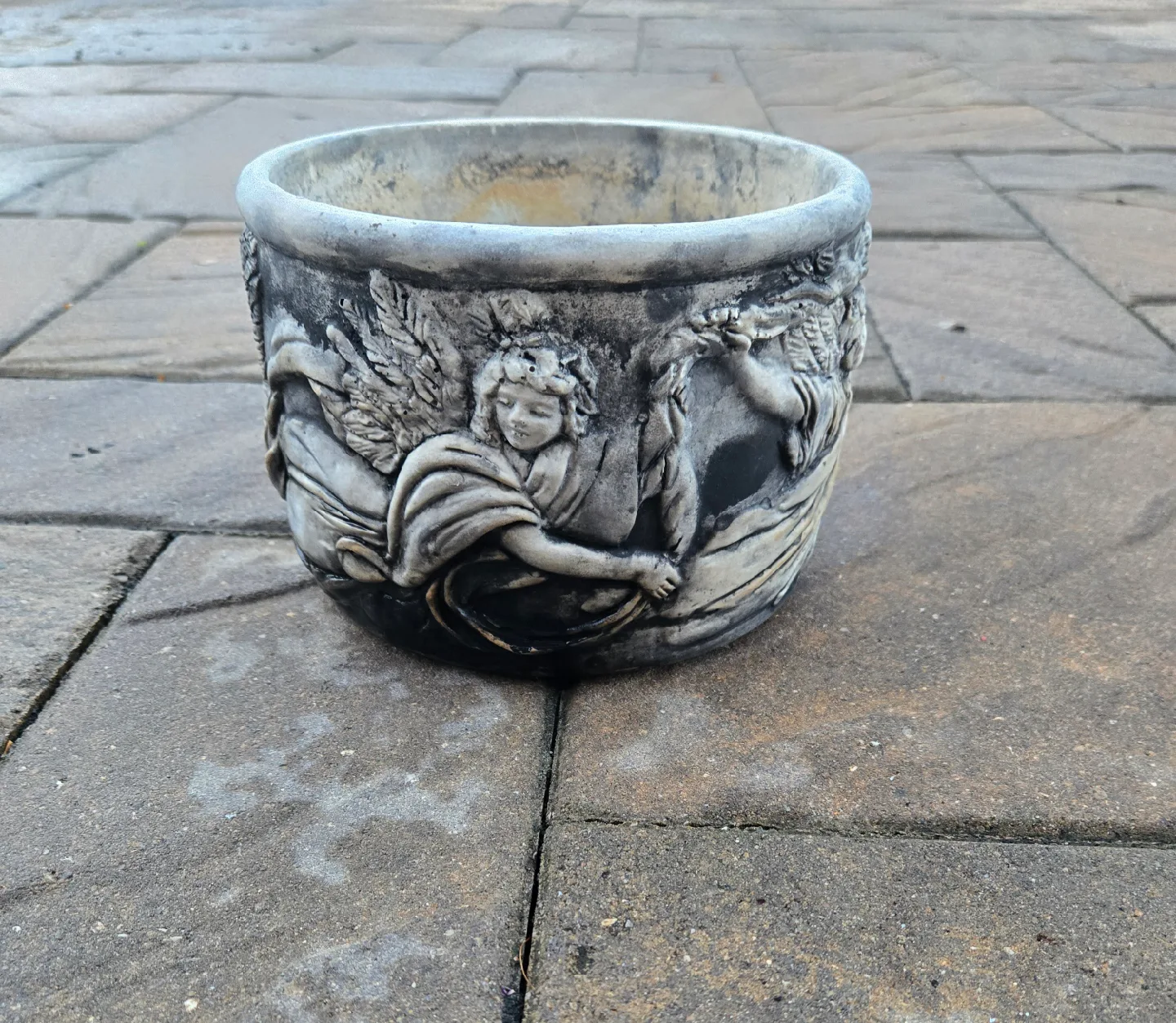Angel Design Planter Pot thumbnail