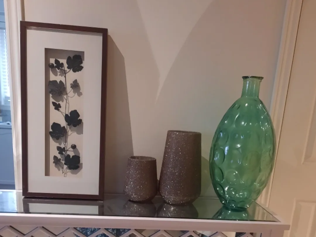 Decor items, prices In the description thumbnail