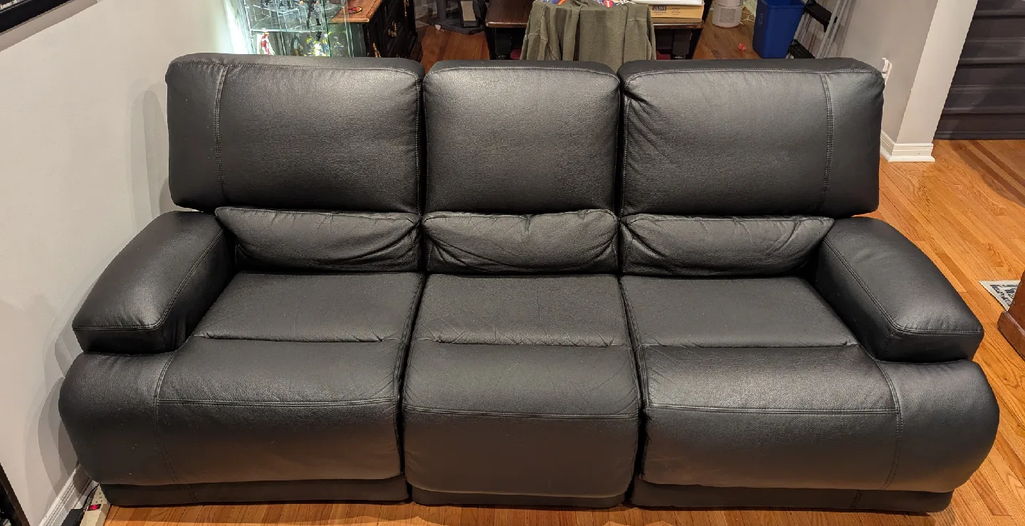 Black leather double reclining couch image indicator(5)