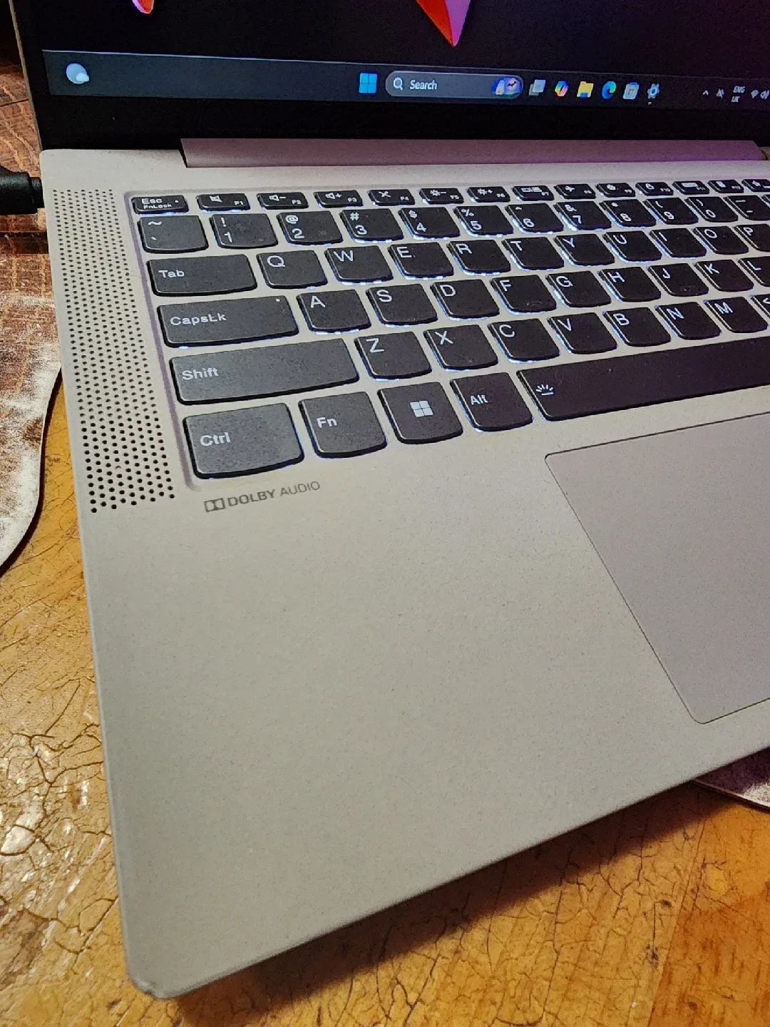 Lenovo IdeaPad 5 Laptop - Ryzen 7/Radeon Graphics/8GB/512GB image indicator(2)