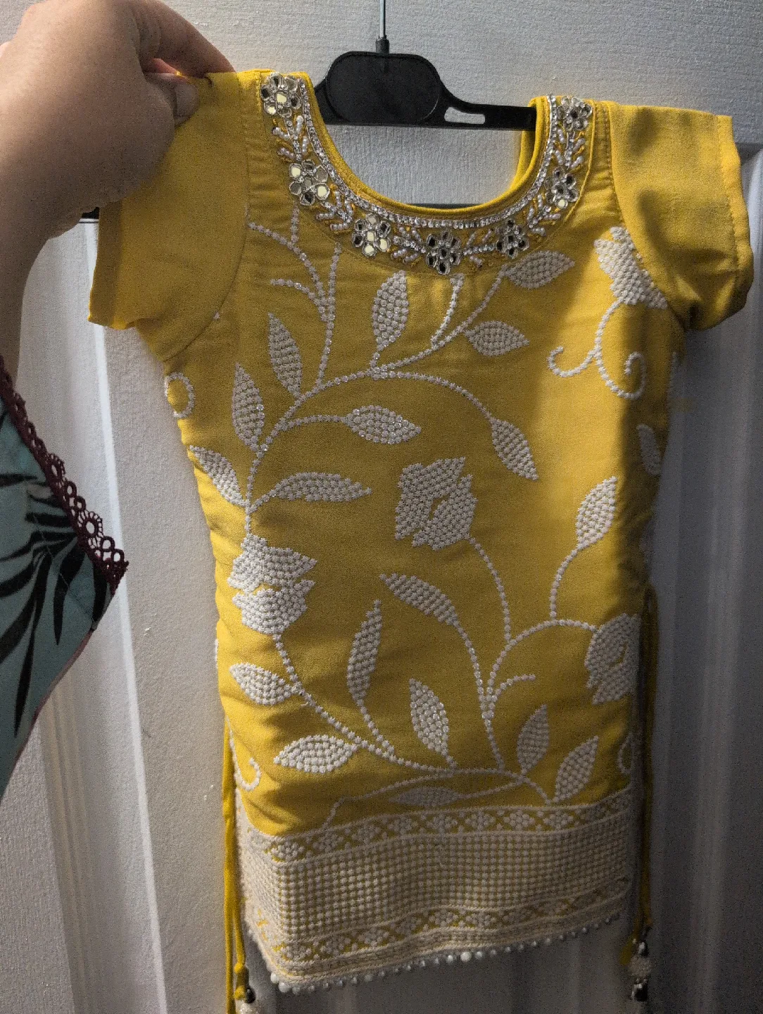Beautiful Mustard Yellow Girls' Kurti Set image indicator(2)