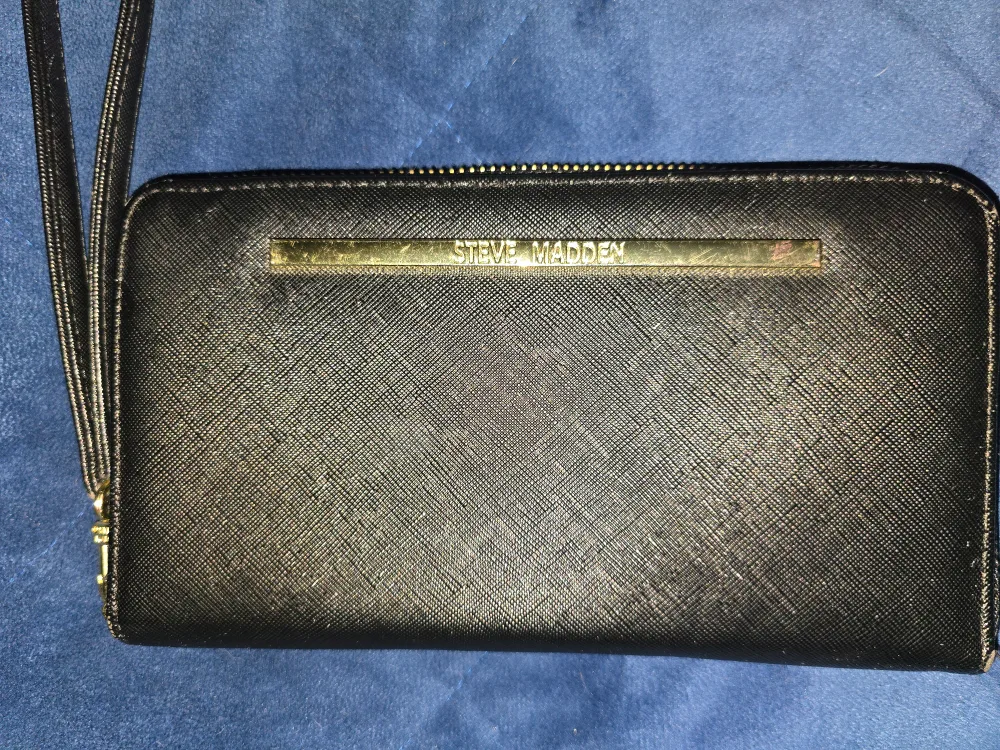 Steve Madden Wristlet Wallet - Various Colours image indicator(3)