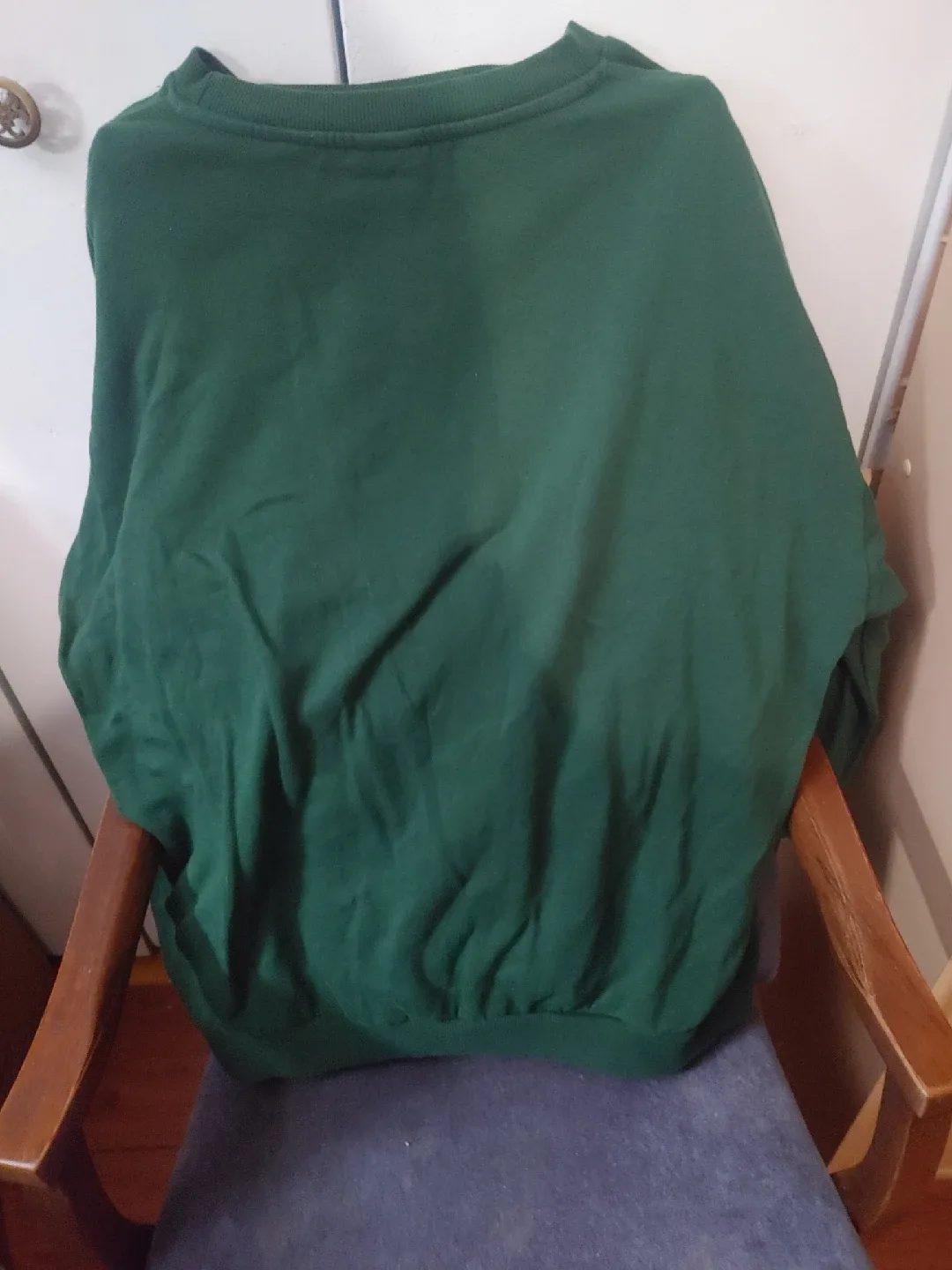 Snoopy Peanuts Green Sweatshirt - Size Large image indicator(2)