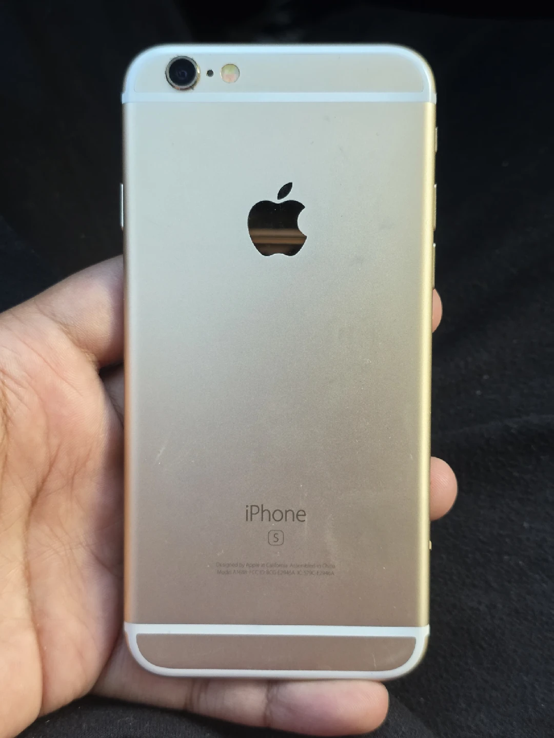 Apple iPhone 6s - Gold