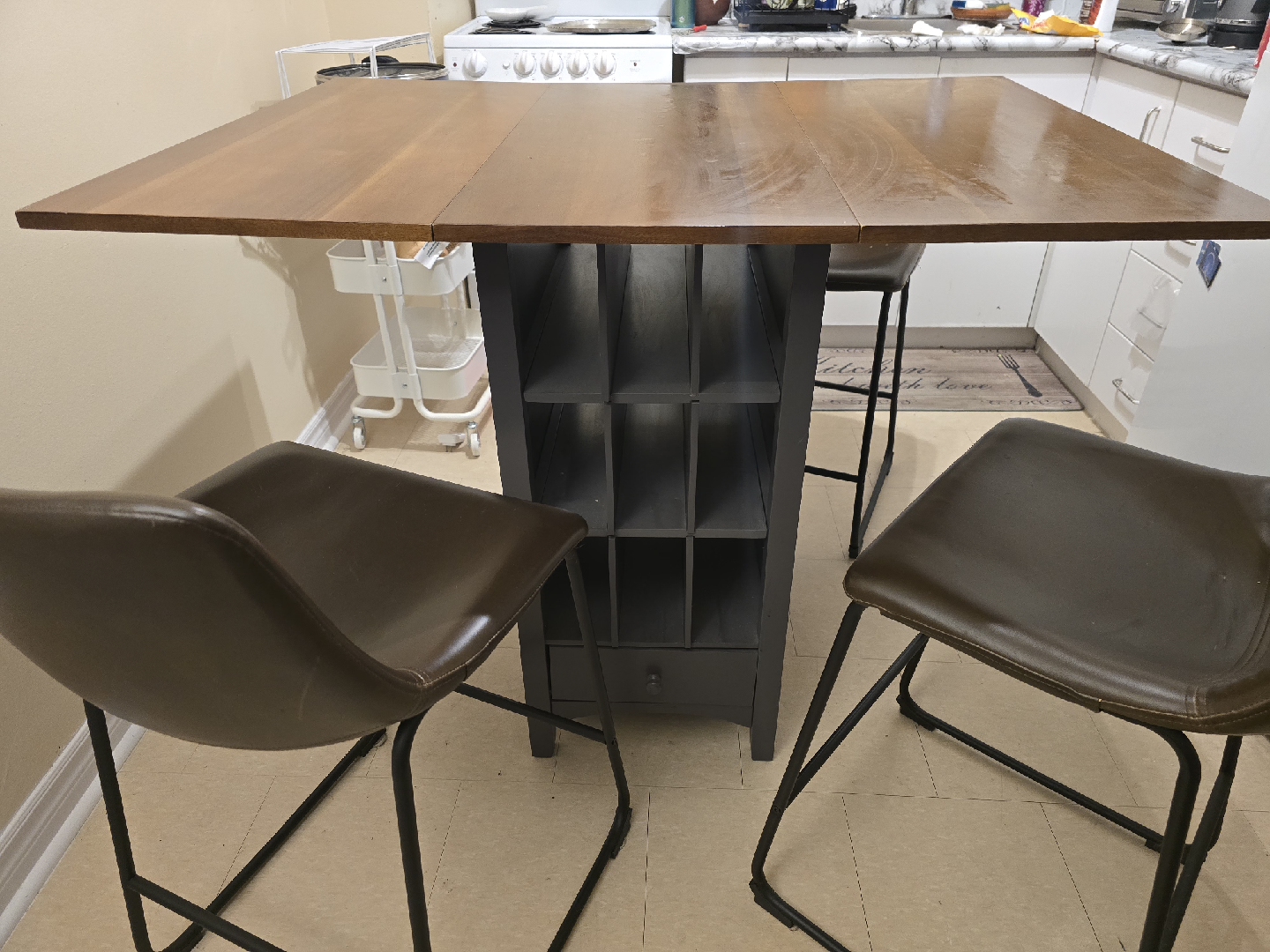 Kitchen/bar Table with Wine Rack & 3 bar  Chairs - photo 4