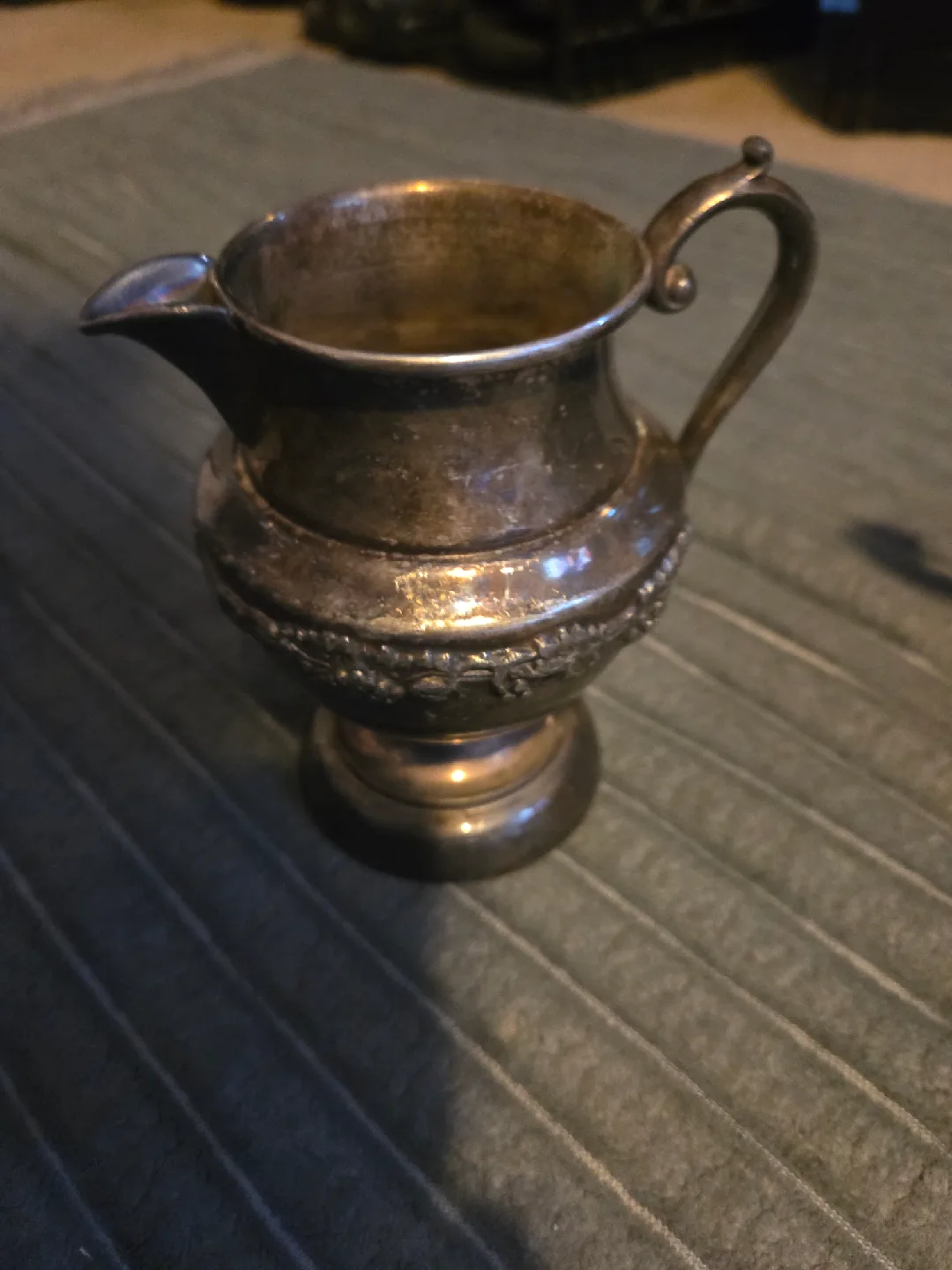 Vintage Silver Plated Creamer & Sugar Bowl Set image indicator(2)