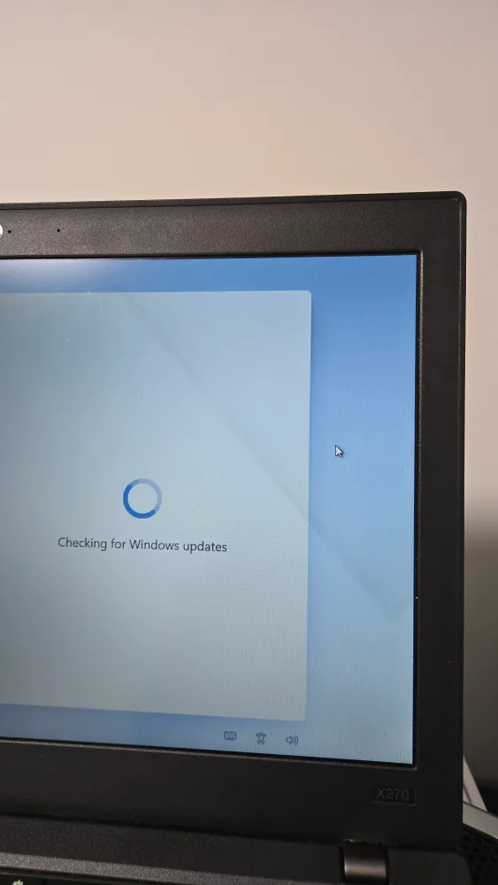 Lenovo. X270 Laptop image indicator(8)