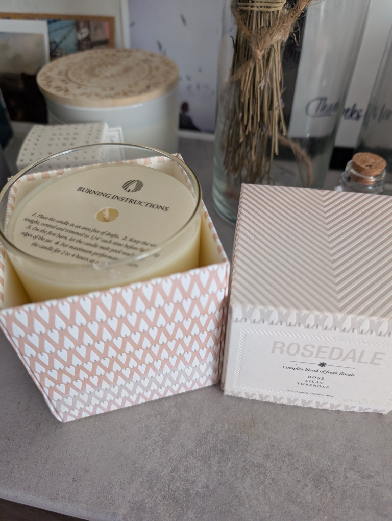 Vancouver Candle Co. Rosedale 10.9 oz Candle - photo 2