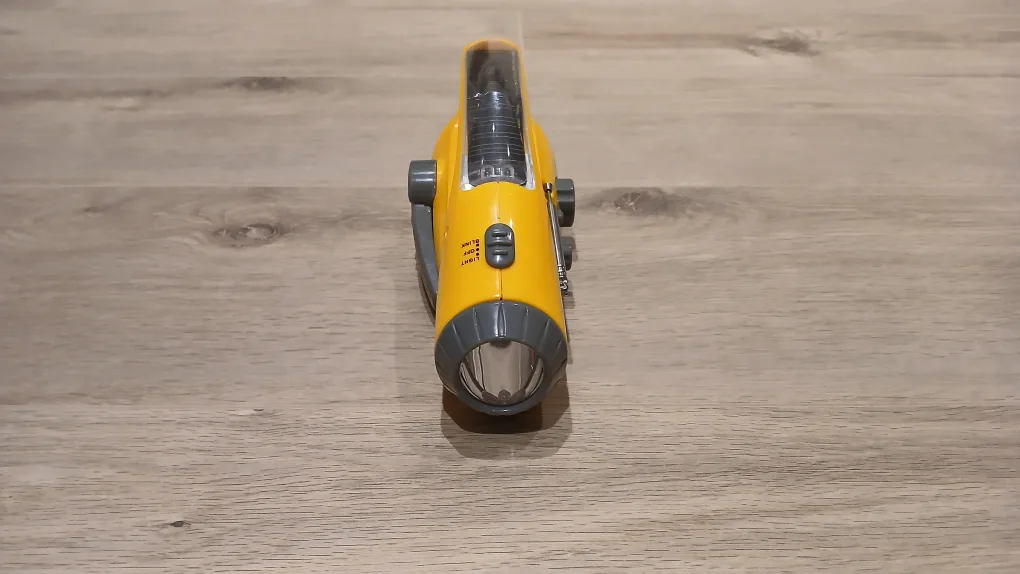 solar and wind up powered flashlight with Radio image indicator(2)