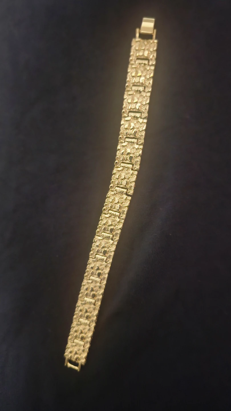 Gold Tone Bracelet - photo 2