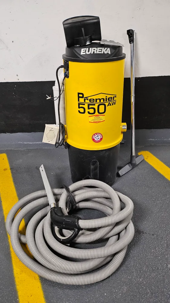 Eureka Premier 550 AW Central Vacuum image indicator(3)