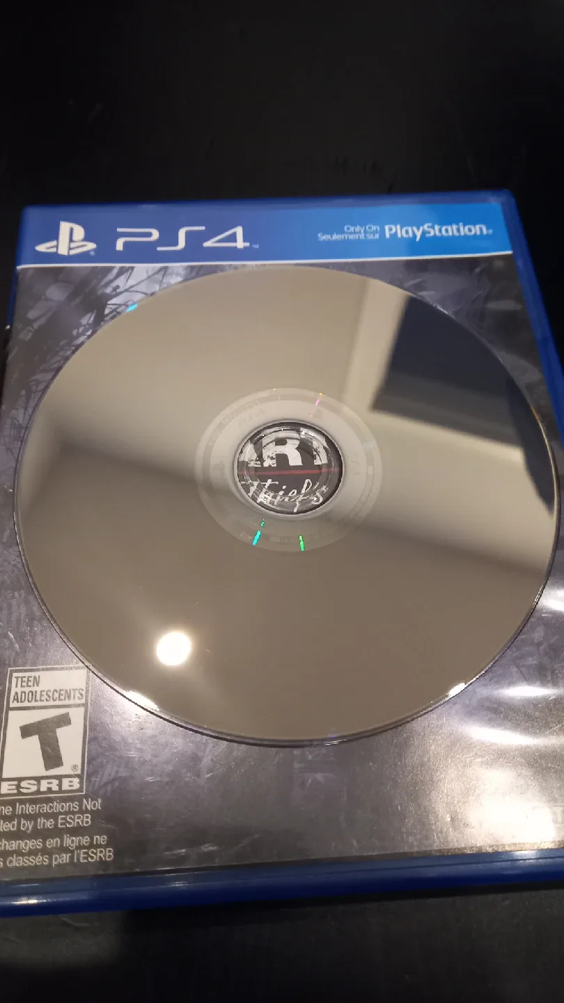 Uncharted 4: A Thief's End - PS4 Game image indicator(3)