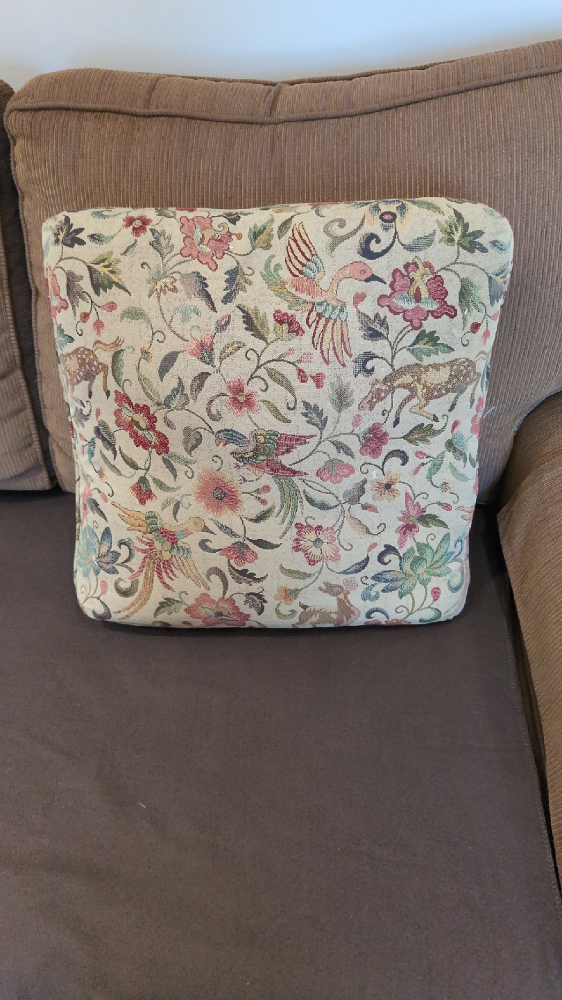 Floral Patterned Throw Pillows - Set of 4 - photo 2