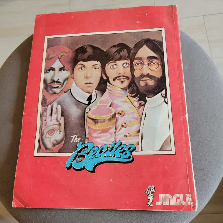 Beatles Songbook - Collector's Item! image indicator(2)