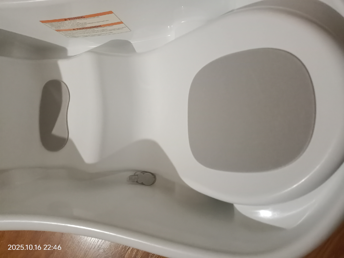 The First Years Sure Comfort Infant Tub - photo 2