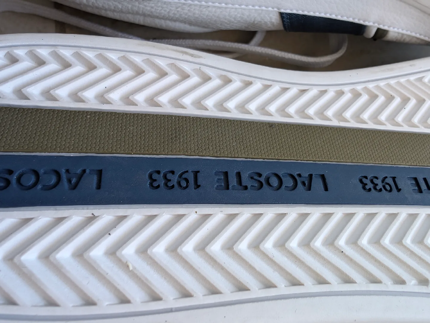 Lacoste Sport White Leather Sneakers - Size 15 image indicator(7)